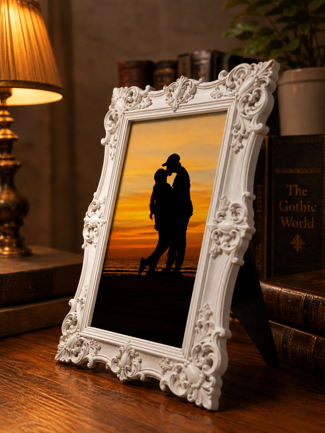 Personalized Ornate White Photo Frame – Custom 3D Printed Vintage Picture Frame