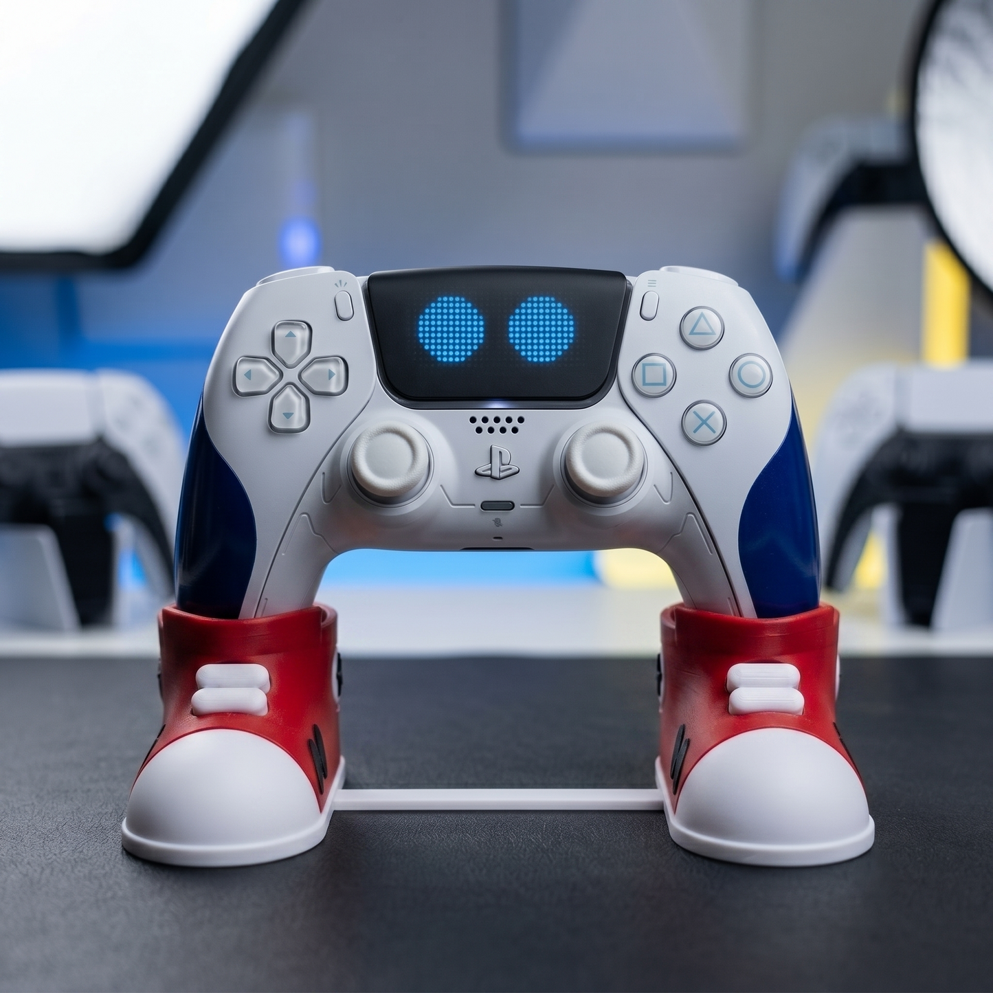 Sneaker Shoe PS5 Controller Holder – Novelty Gaming Desk Stand & Display Mount